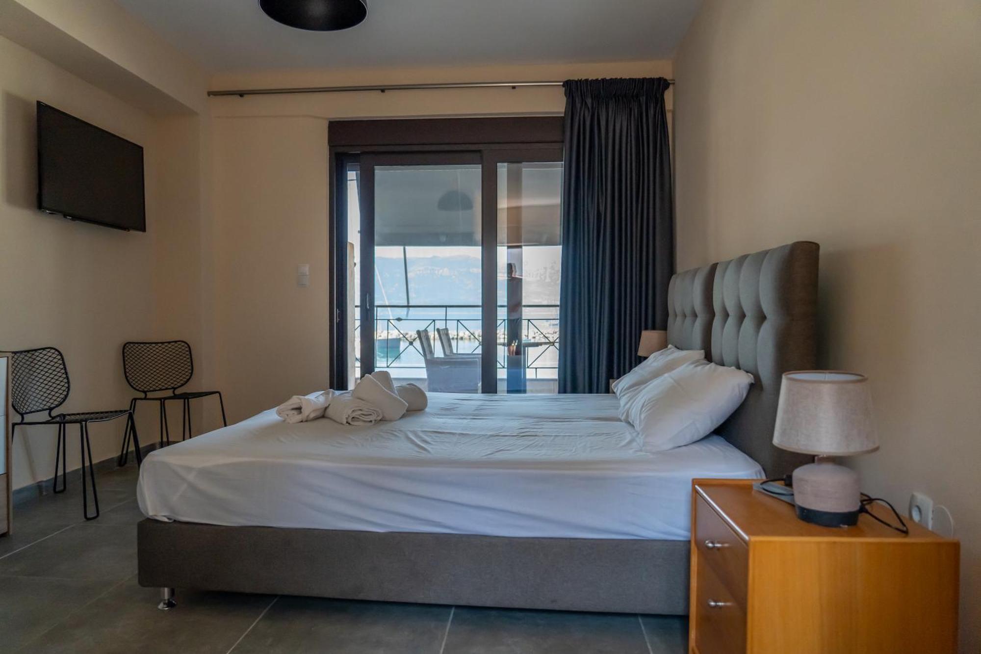 Prego Living Apartments Vathi  Bagian luar foto